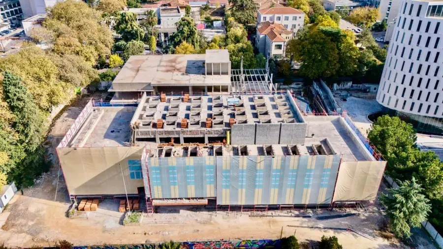 Rikonstruktimi i Muzeut të Arteve të Bukura në Tiranë , Gonxhja : Dyfishim i hapsirave dhe jo vetëm