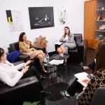 Ministrja Bora Muzhaqi njofton bashkëpunimin me Fibank Albania për aplikacionin edukativ bankar për të rinjtë