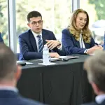 Takimi i ministrit Vengu me bashkitë e qarkut Shkodër për projektet e Mbrojtjes Civile