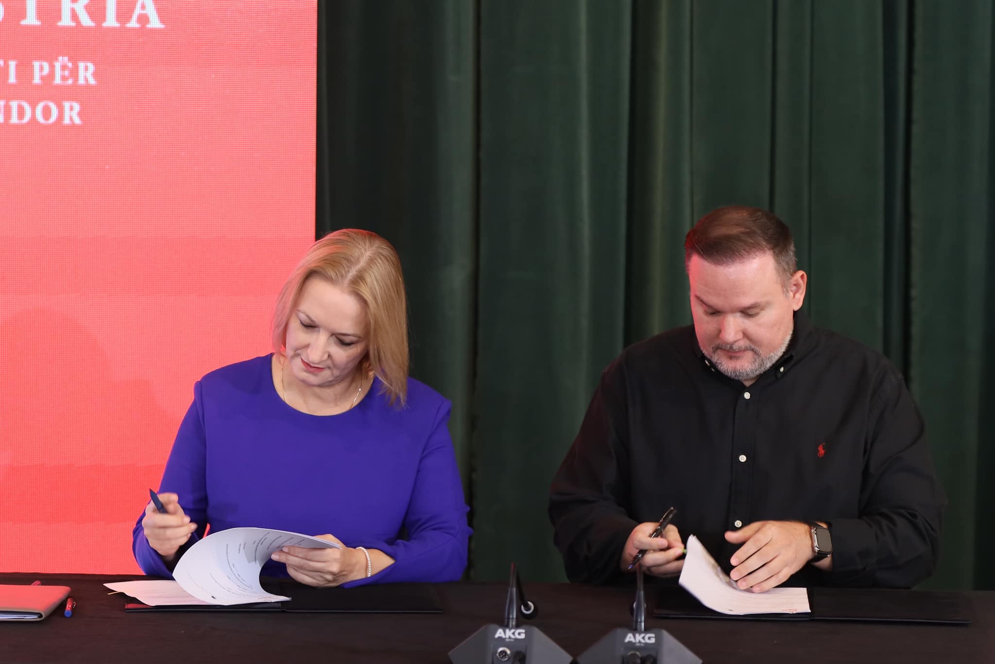 Denaj : Marrëveshja me 4 bashki, hap drejt përmirësimit të shërbimeve dhe vendimmarrjes bujqësore