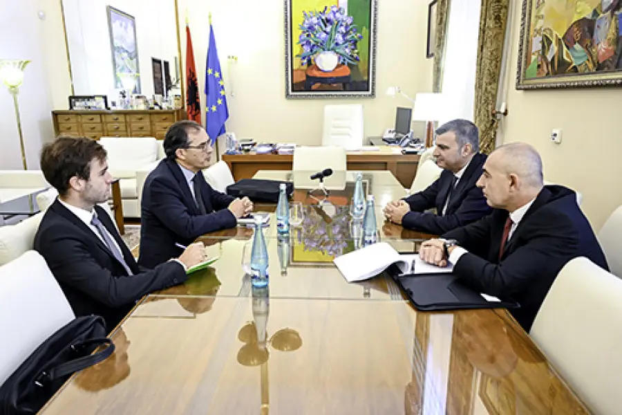 Guvernatori Sejko takon Shefin e Sektorit Ekonomik Rajonal për Ballkanin Perëndimor në Ambasadën Franceze, z. Pierre Grandjouan