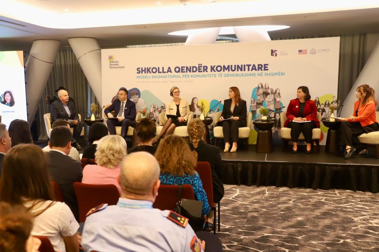 Manastirliu: Forcimi i bashkëpunimit mes shkollës dhe komunitetit përmes 500 shkollave si Qendra Komunitare për të luftuar fenomenet negative.