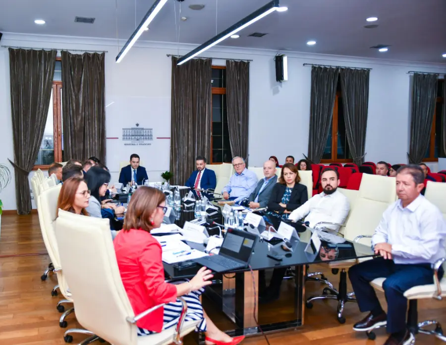 Këshilli Tatimor mblidhet nën drejtimin e Ministrit Malaj për të prezantuar Strategjinë e Të Ardhurave 2024-2027