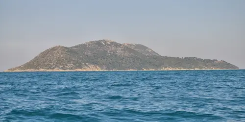Sazan dhe Zvërnec, projektet turistike synojnë segmentin premium por procesi mbetet i lidhur me kushtet mjedisore