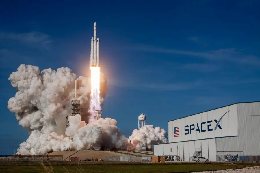 Space X fiton kontratën 843 milion USD për të zhdukur Stacionin Ndërkombëtar Hapësinor