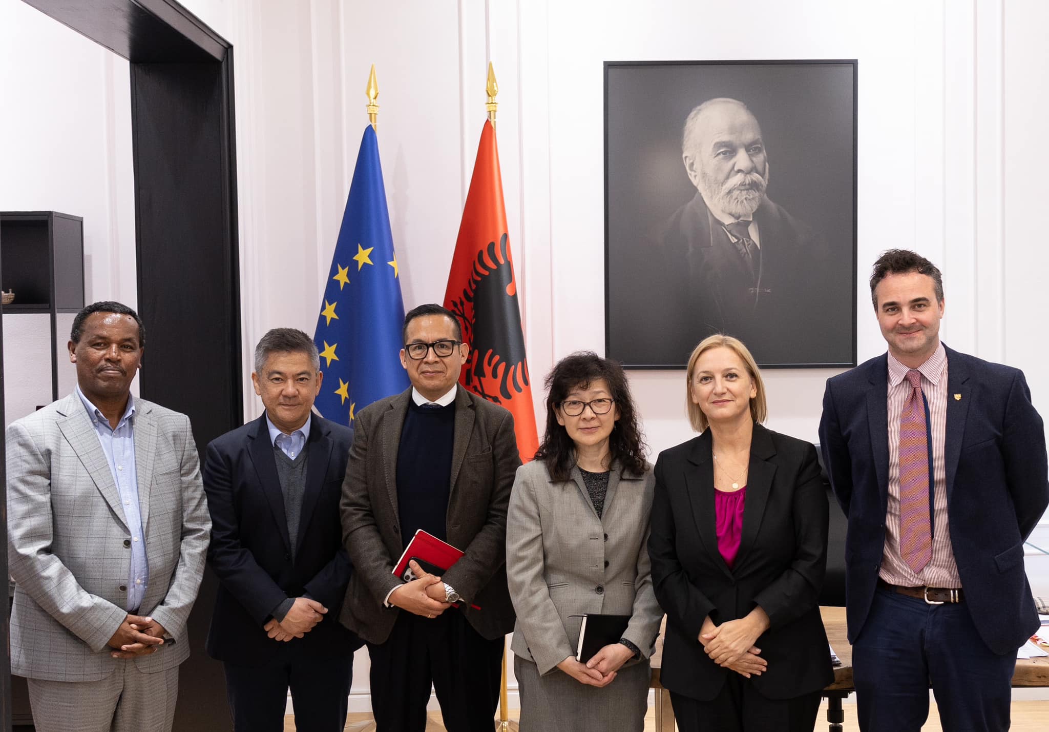 Diskutohet Projekti “Qëndrueshmëria ndaj Klimës dhe Zhvillimit të Bujqësisë” me Misionin e Bankës Botërore