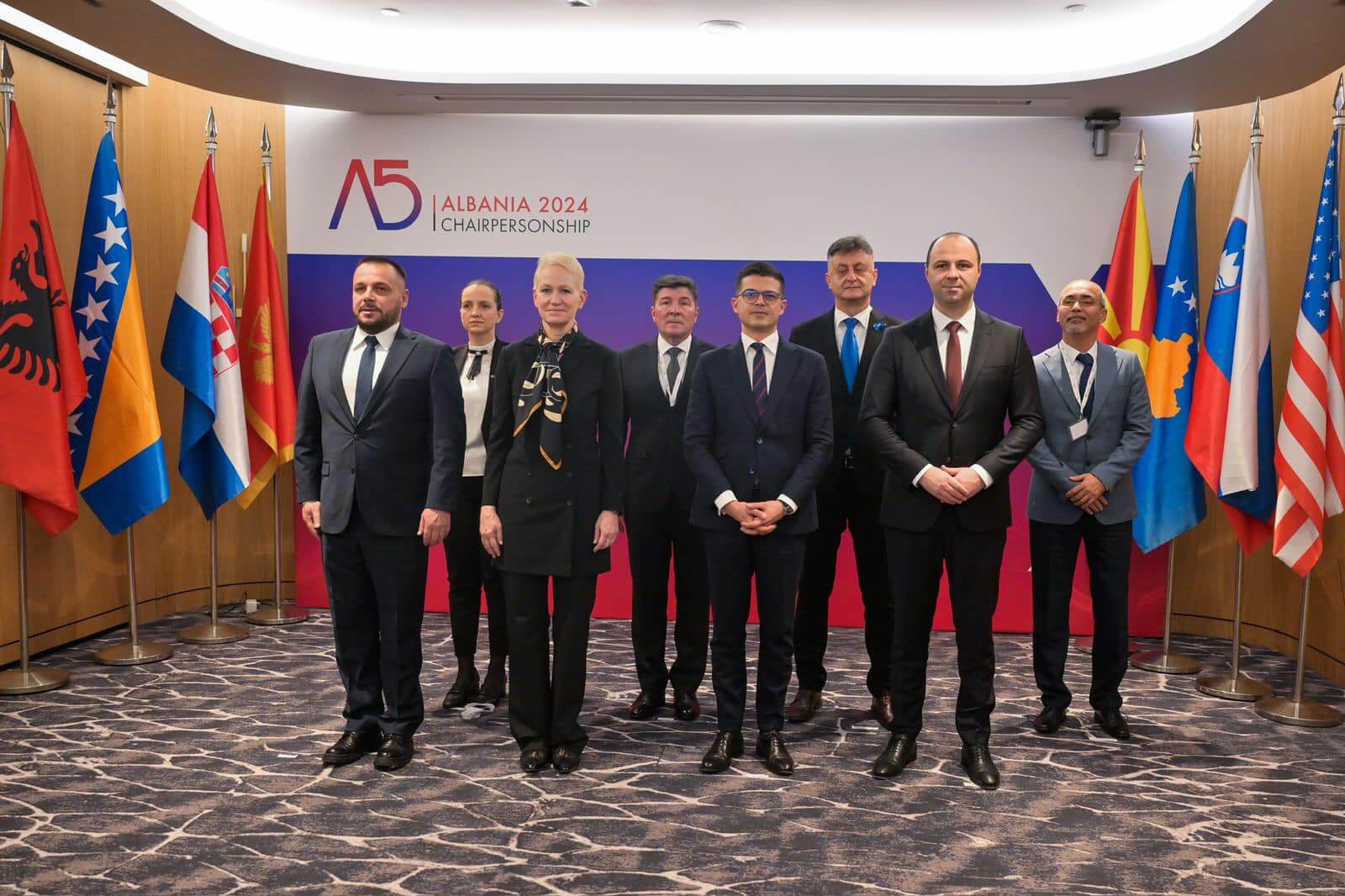 Ministrat e Mbrojtjes së vendeve antare